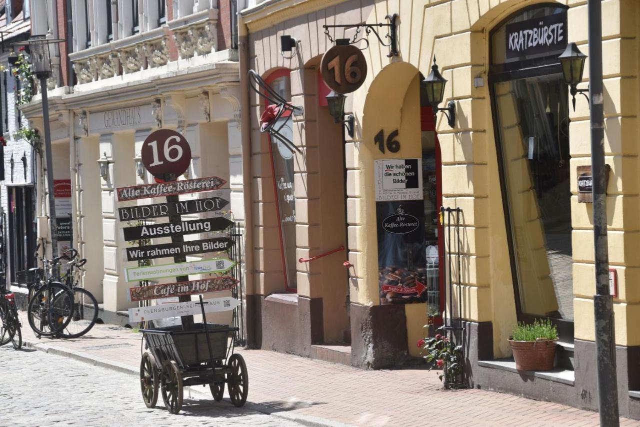 Fewo1846 - An Der Alten Kaffeeroesterei - Stilvoll Eingerichtete 2-Zimmer-Wohnung Im Stadtzentrum Фленсбург Экстерьер фото